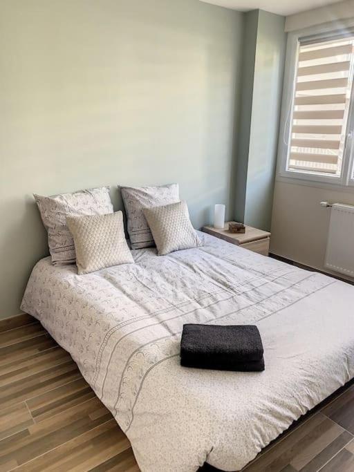 Le Jeanne Apartment Compiegne Bagian luar foto